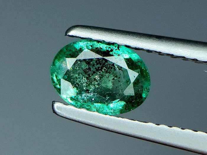 0.69 Crt Natural Emerald Gemstones IGCZZM330