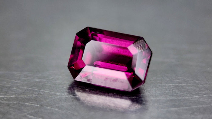 Malai Garnet 51