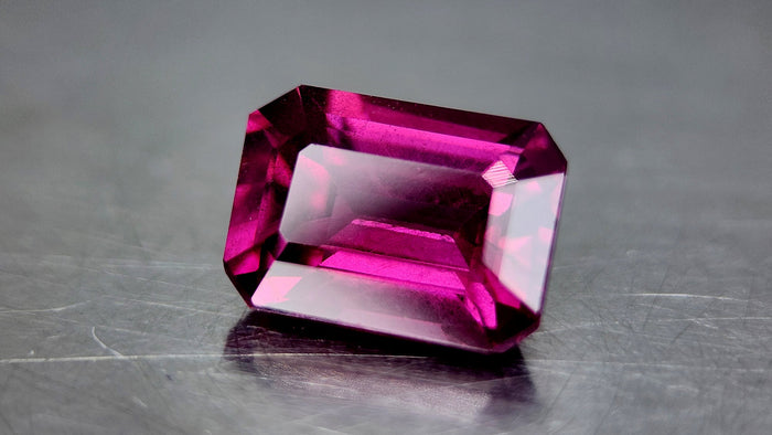 Malai Garnet 52