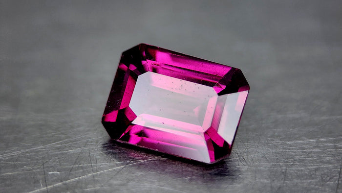 Malai Garnet 44