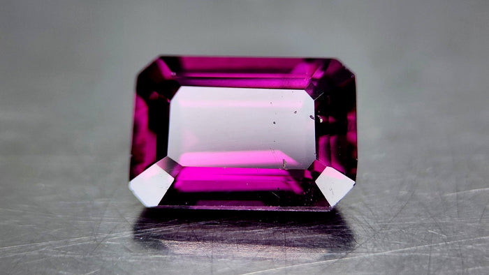 Natural Grape Garnet 9