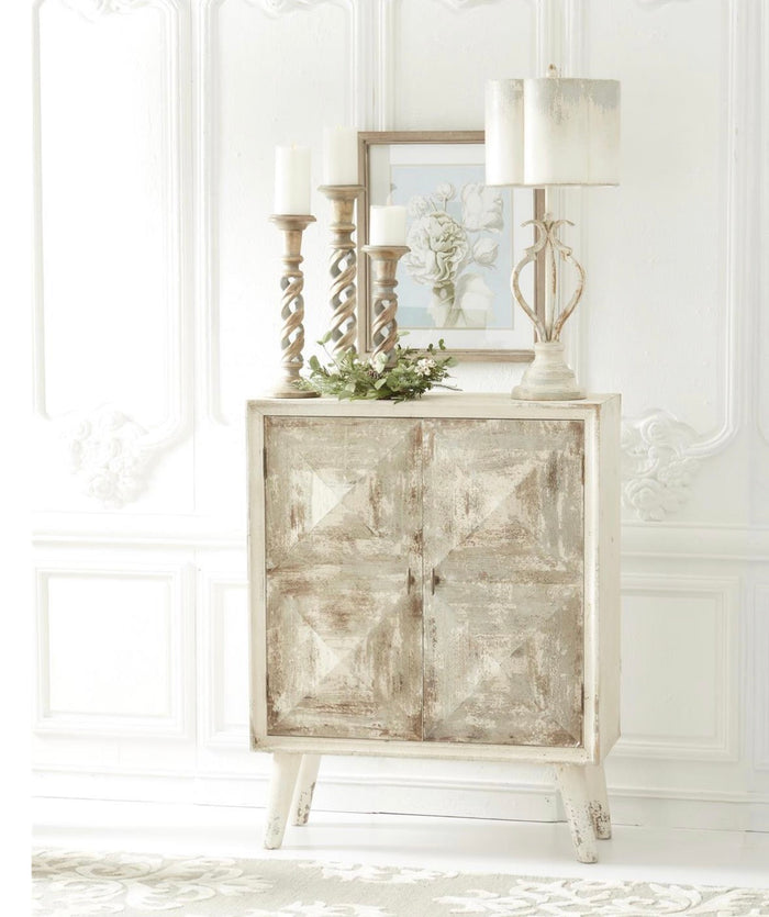 32.5" Grey & Cream Metal Lamp with Scalloped Metal Shade