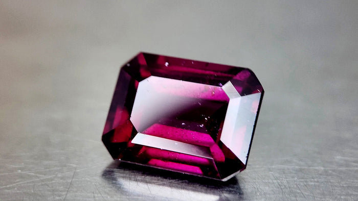 Malai Garnet 73