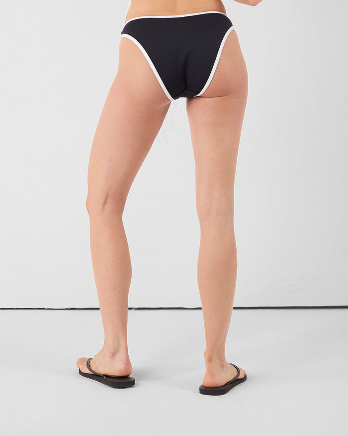 5_MAEVA BOTTOM_SS25WSWS25-999_13.jpg
