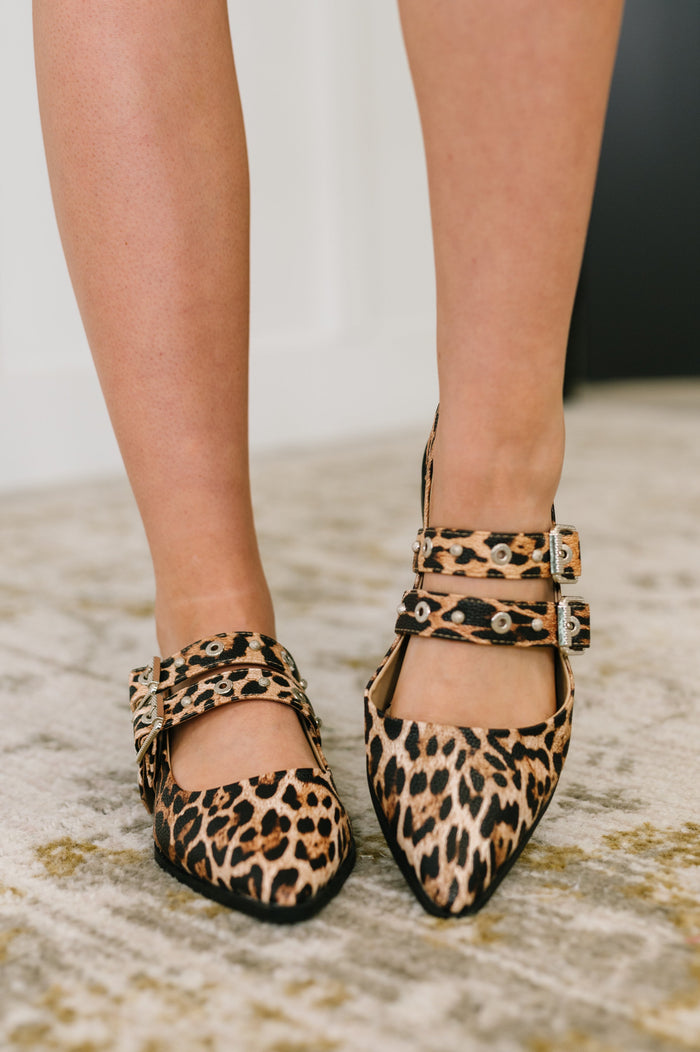 Catwalk Buckle Pointy Toe Flats
