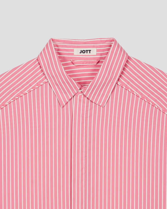 9_DUFFY STRIPE_UOTT112603-41S_21.jpg