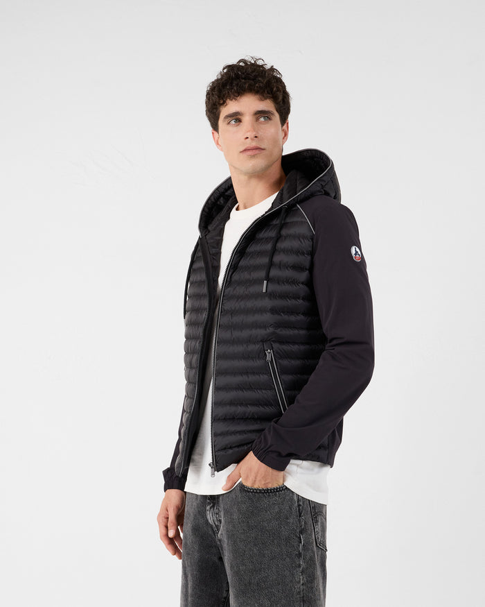 4_STRIDE_MJAC212520-999_12.jpg