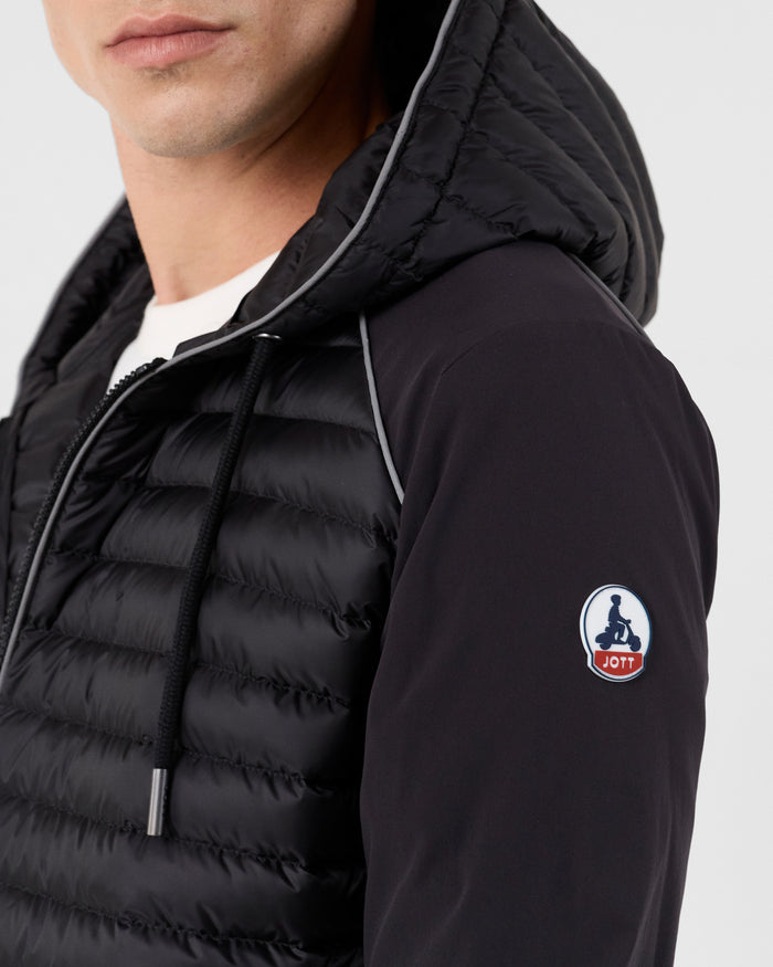 7_STRIDE_MJAC212520-999_15.jpg