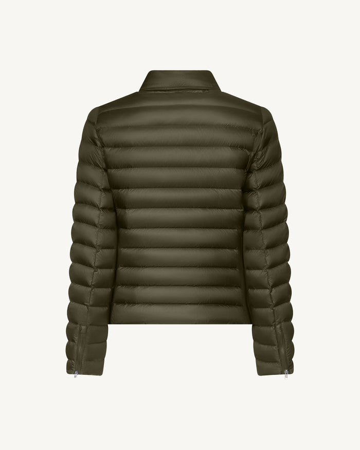 12_EMILY_FW24WDOW19-255_24.jpg