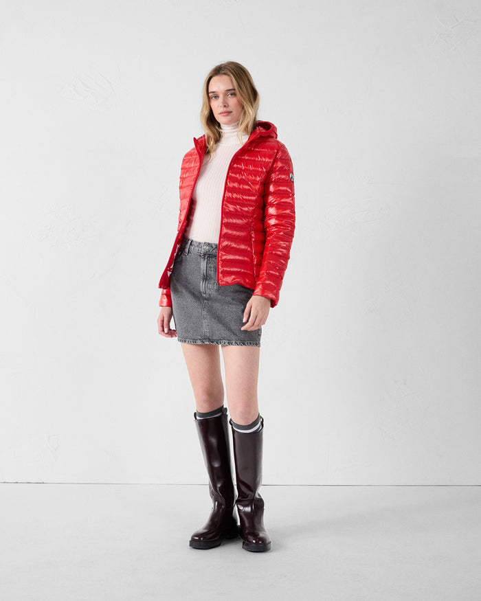 2_CLOE-SHINY_WDOW212505-30E_11.jpg