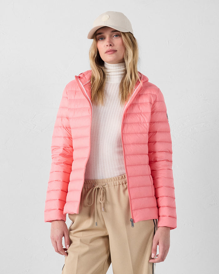 4_CLOE_WDOW212571-40L_12.jpg