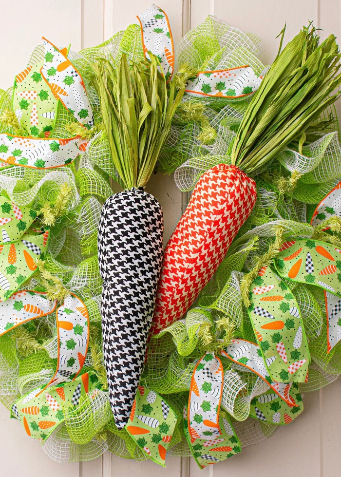 Houndstooth Black and White Fabric Carrot 18” length
