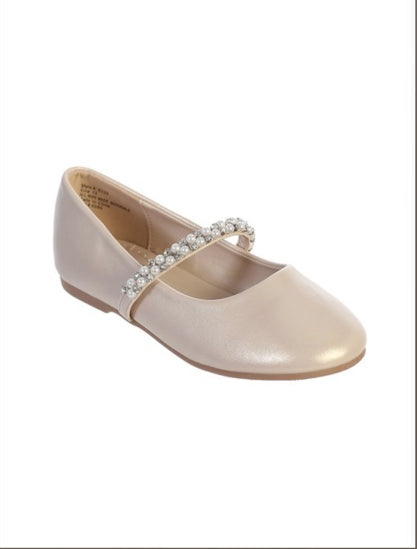 LEATHERETTE FLAT WITH  RHINESTONE AND PEARL STRAP
