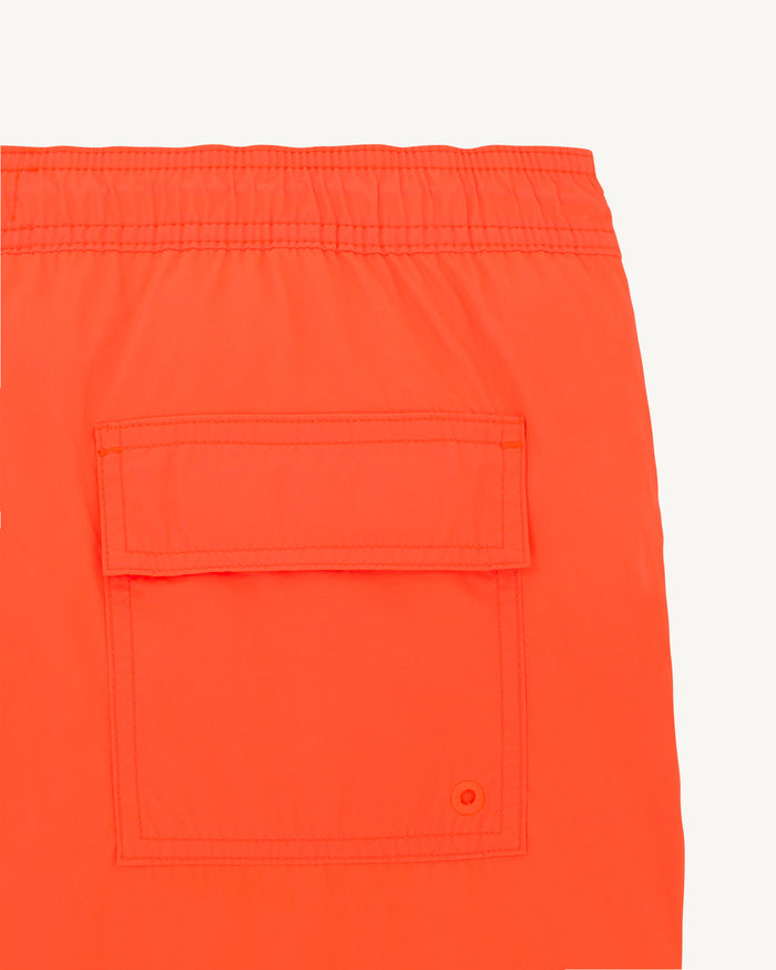 12_BIARRITZFLUO_SS23MSWI53-715_24.jpg