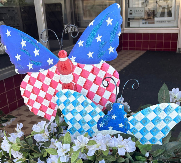 Patriotic Check, Stars & Stripes Bugs Red White & Blue Metal Stake