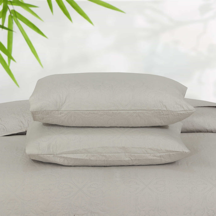 Ultrasonic Quilted Bedspread 3 PCS Design  114 - Nishat Creative Store