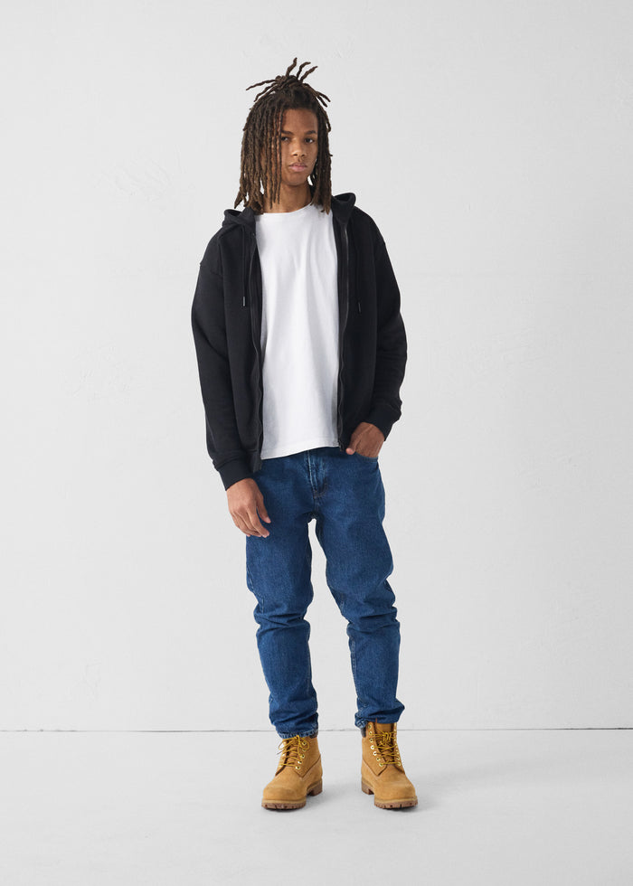 2_ROY_MSWE212501-999_11