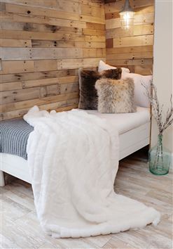 White Mink Faux Fur Throw 60”x72”